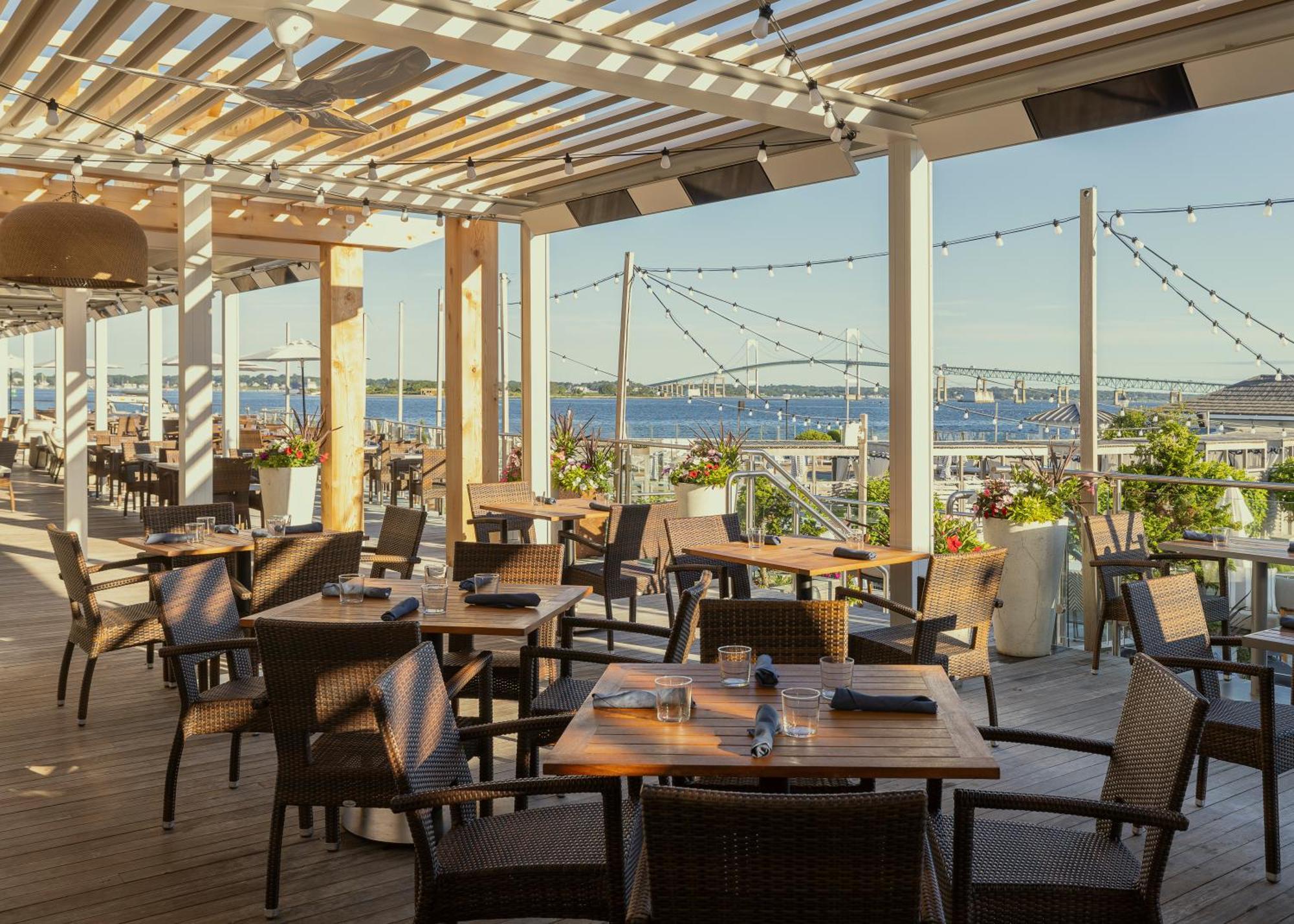Newport Harbor Island Resort Exterior photo